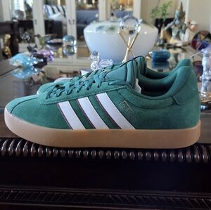 Adidas VL Court 3.0 Men’s Green Suede Skate Shoes with Gum Sole